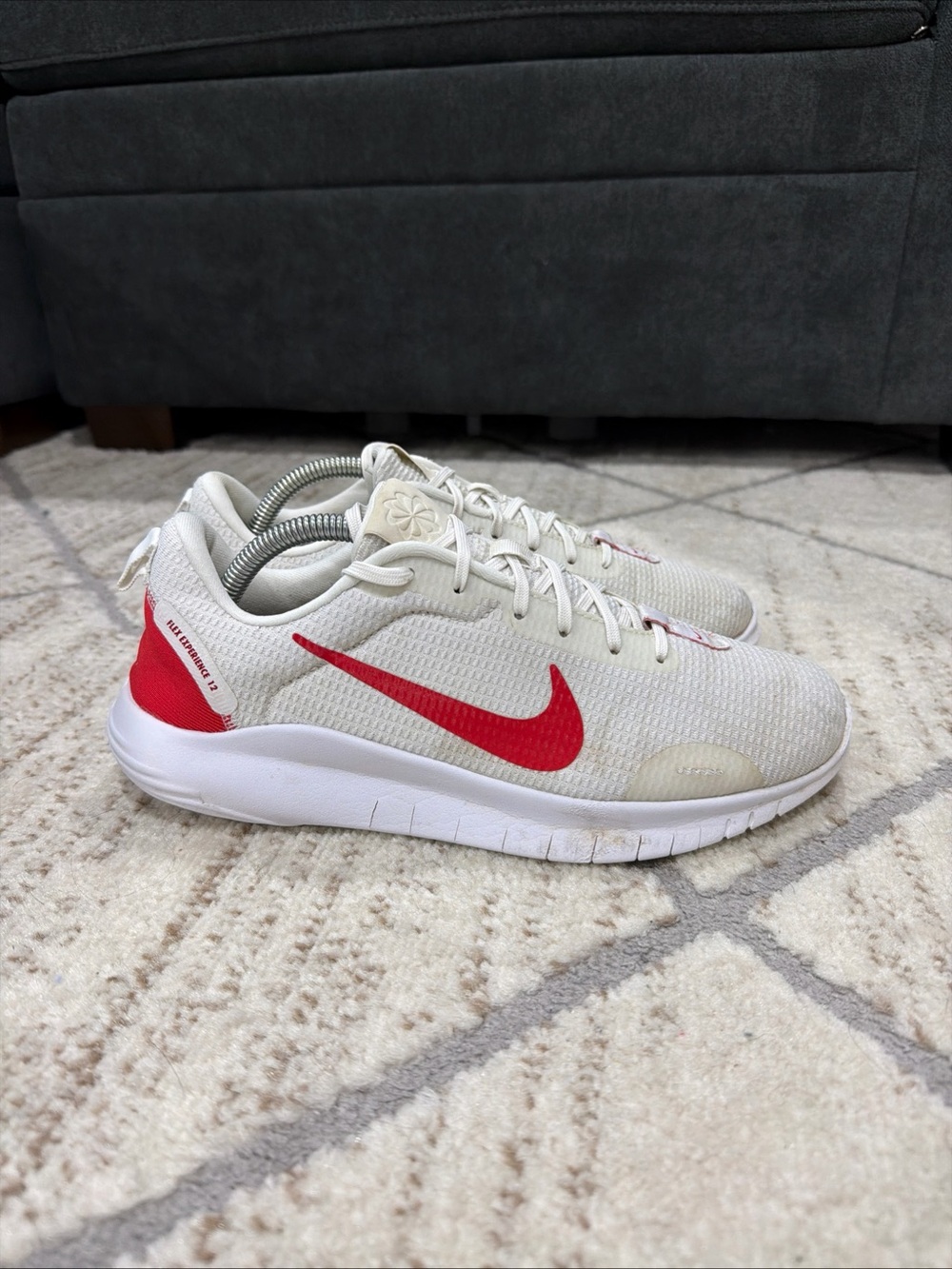 Nike Flex Experience Run 12 Men’s Size 8 White University Red DV0740-102 No Box